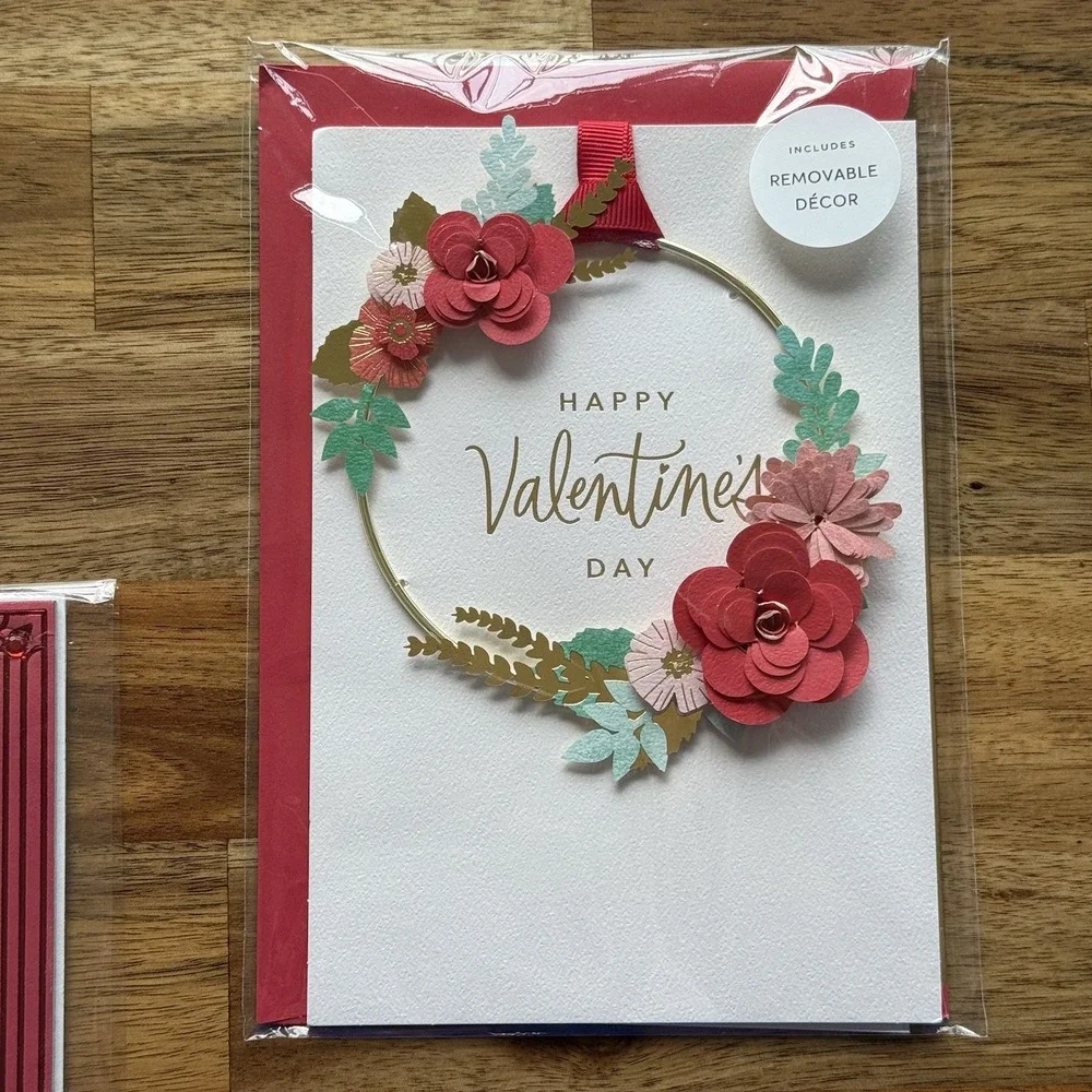 3 Hallmark Valentines Day Cards Happy Valentines Day NEW- SEE PHOTOS‎ & READ